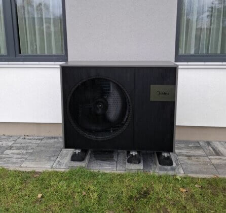 Tepelné čerpadlo Midea 10kW novostavba RD Raková